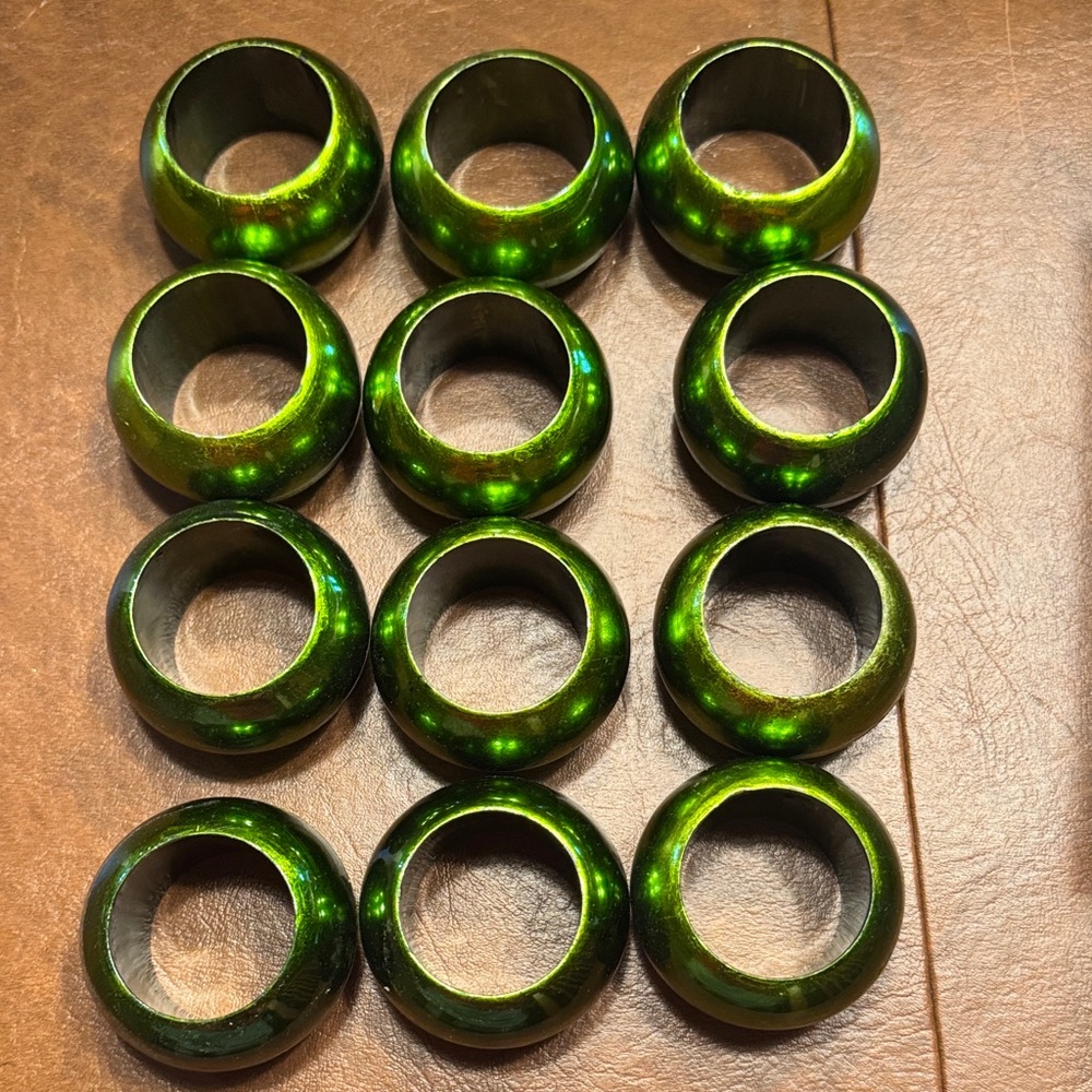Set of 12 Green Napkin Rings